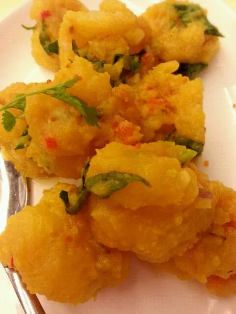 salted egg yolk w prawns|AnnSeobieさん