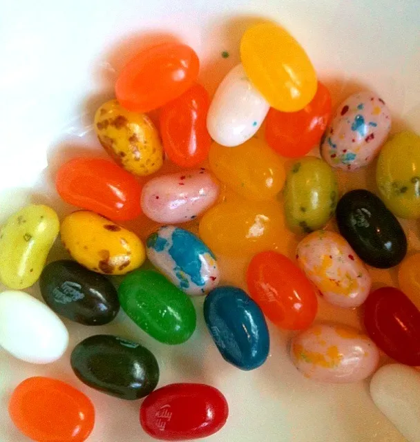 Assorted colorful candy's|Mariano Ngさん