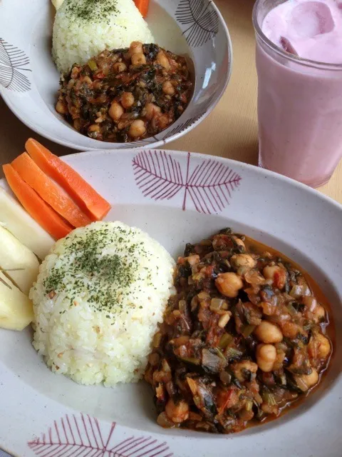 ひよこ豆とほうれん草の炒め風カレー|でおでおさん