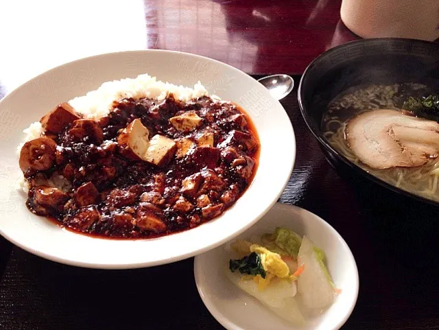 四川麻婆飯とあっさり塩ラーメンセット（ランチ）|izumizakiさん