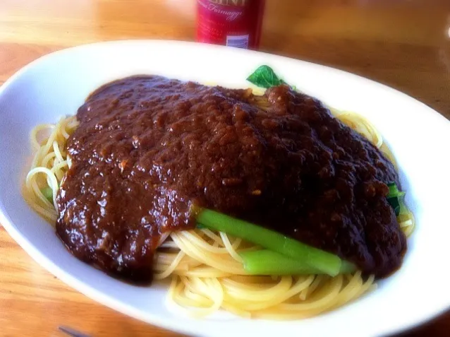 見た目はなんですが 〜 残り物カレースパゲッティ|リフルシャッフルさん