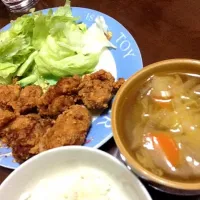 Snapdishの料理写真:唐揚げとコンソメスープ|みはるんさん