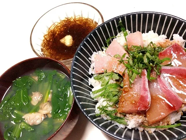 今夜の晩ごはん ブリ丼🐟|ゆ〜ちんさん