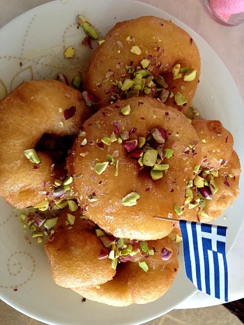 Loukamades with local pistachios on Aegina|michael nassarさん