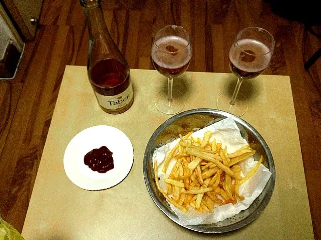 Snapdishの料理写真:homemade French fries|yanxiさん