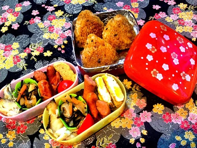 Snapdishの料理写真:大した事ないけどお花見お弁当♡|_y_u_k_1_さん