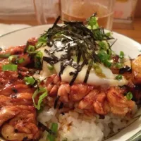 Snapdishの料理写真:足立屋の焼き鳥丼|ryukyu890さん