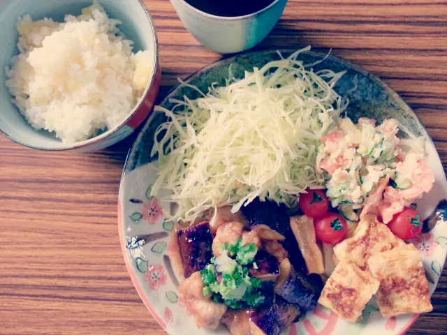 鶏肉とナスのすっぱ煮  自家製なめたけ入り玉子焼  さつまいもご飯*|はーさん