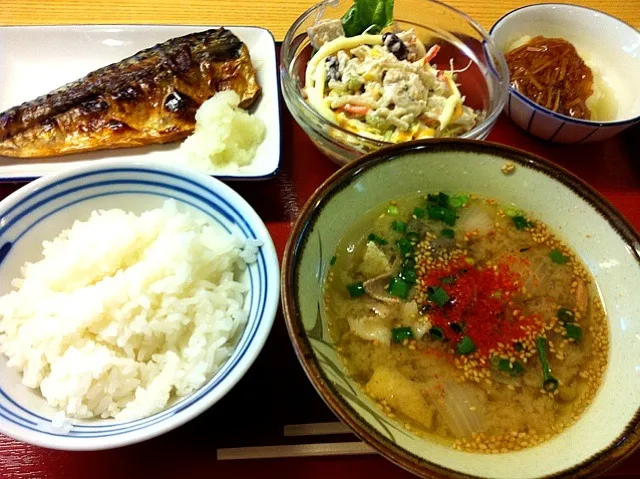 お昼ご飯♡サバー♡|あみん´ω`)ﾉさん