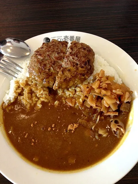 ハンバーグカレー(^O^)／|すかラインさん