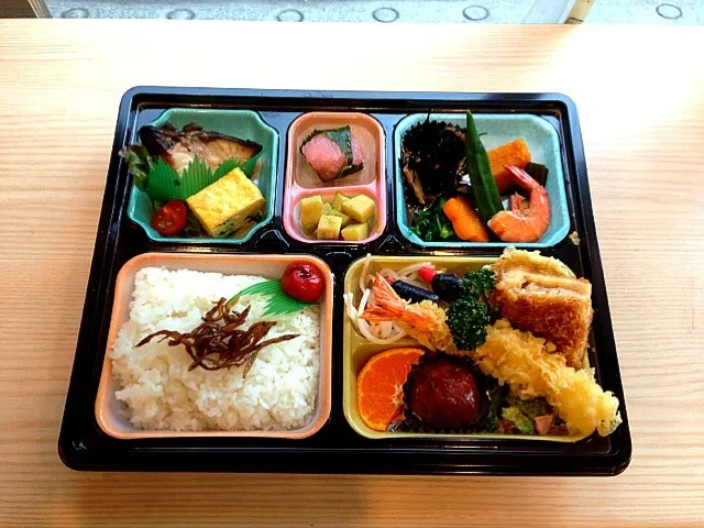 本日の特注弁当1050円|大野浩史さん