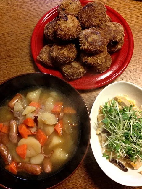 Snapdishの料理写真:★コロッケ★ポトフ★高野豆腐の玉子とじ|三宅 里美さん