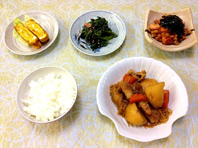 肉じゃが、キムチ×納豆、ほうれん草のごま和え、厚焼き玉子|ゆりさん