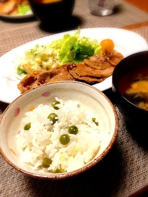 豆ごはんと豚肉の生姜焼き|Sakikoさん