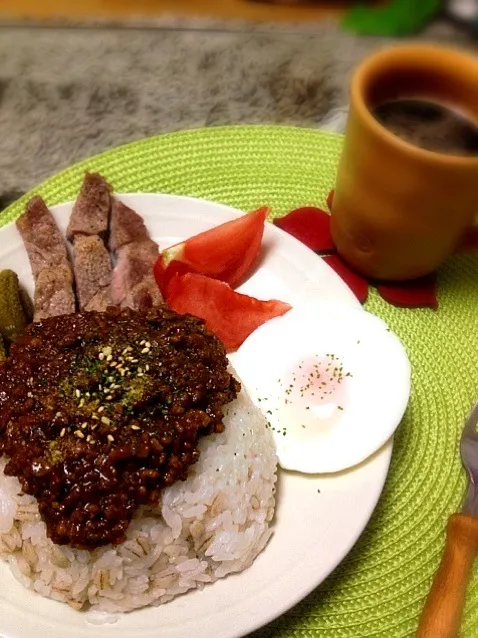 Snapdishの料理写真:今夜は男飯ドライカレー|翔生さん