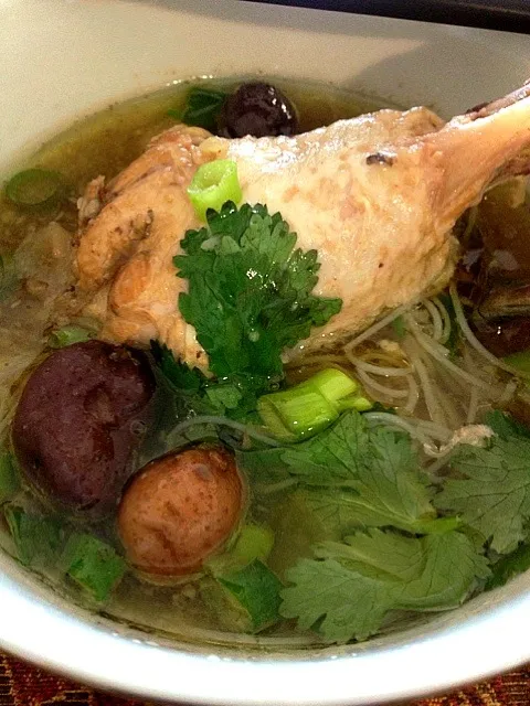 Sop buntut with vermicelli and peewee potatoes|Ong Sor Fernさん