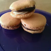 Hazelnut Macarons w/Chocolate & Vanilla Buttercream!!!|Fal Gonzalezさん