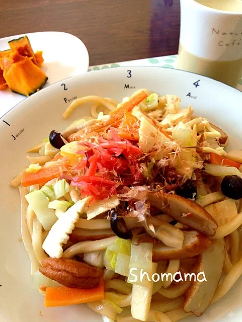 Snapdishの料理写真:和風焼うどん😋|yukiさん