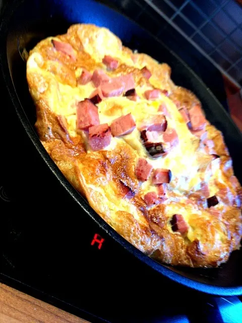 Omelette in oven with ham and cheese|ozzy sparaさん