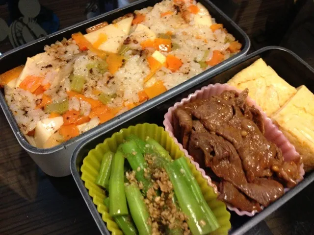 Snapdishの料理写真:タケノコご飯のお弁当|きめっちさん