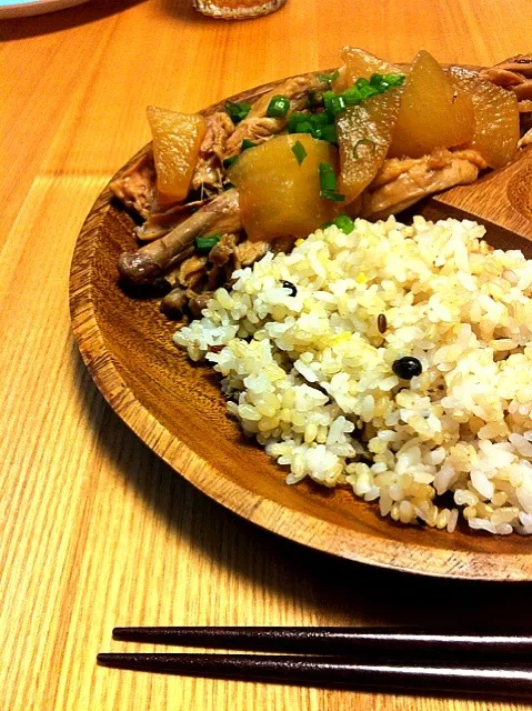 ホロホロ鶏と大根の煮付け|よしさん