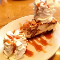 Carmel walnuts cheese cake♡|Nanakoさん