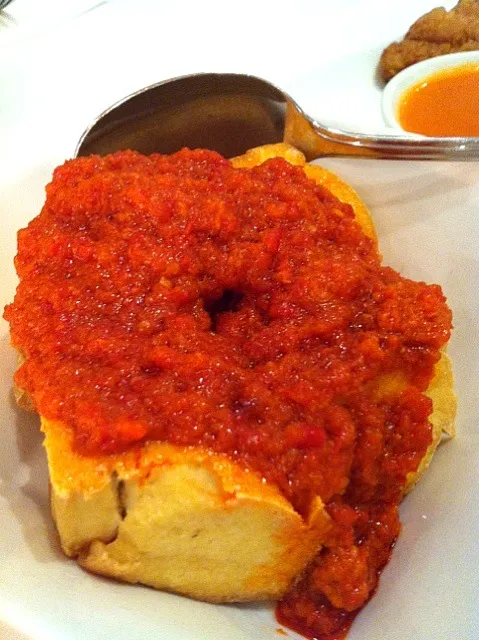 Tofu in smacking hot sambal chilly|tiffany chendrainyさん