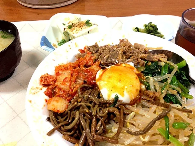 社食。ビビンバ丼。|osayanさん