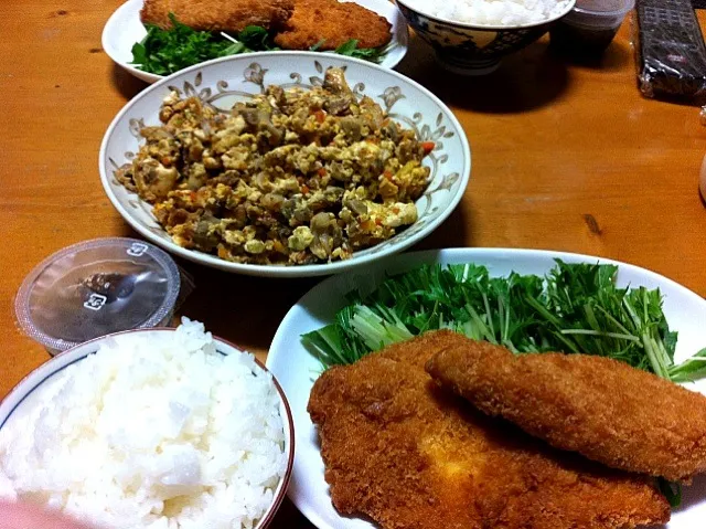 焼肉のタレ味の炒り豆腐と惣菜のフライ|あられさん