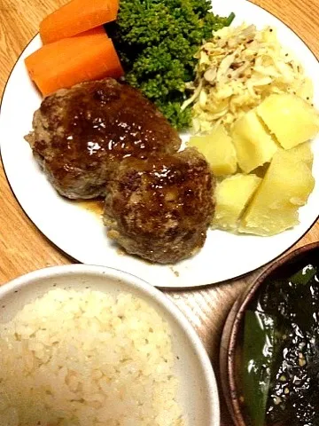 Snapdishの料理写真:鹿肉のハンバーグ|熊猫さん