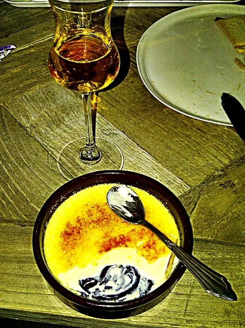 Creme brulee et marsala|serra ellialtiogluさん