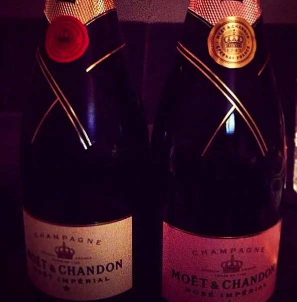 Snapdishの料理写真:MOET&CHANDON BRUT&ROSE|愛さん