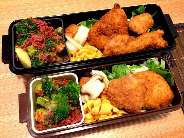 Snapdishの料理写真:お弁当♡チキンカツ、ちくわ、卵焼き、ブロッコリーとコンビーフ炒め|ウサコさん