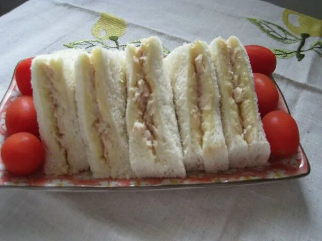 Mom&Dad's PlainTuna Cheese Sandwich|Mrs BNazさん