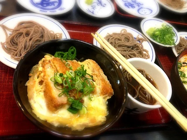 Snapdishの料理写真:カツ丼＆皿そば|ゆうきさん