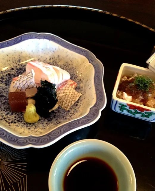 鳴門鯛の刺身と腹身のちり酢和え|ユーリーさん