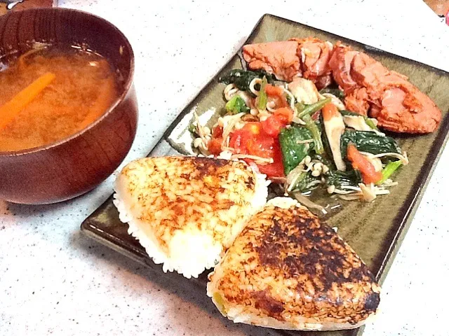 Yaki onigiri, veggie saute and miso soup|Kirsten Adachiさん