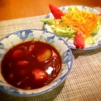 Snapdishの料理写真:ビーフシチューとサラダ|うさぐさん