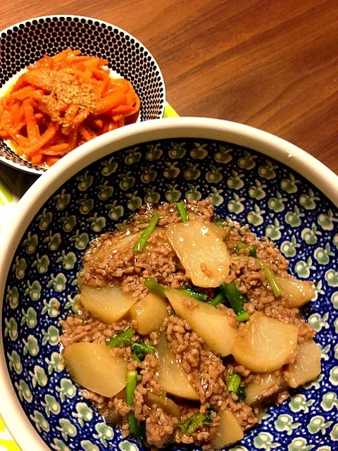 大根と挽肉の煮物、にんじんの味噌バターきんぴら|つなこさん