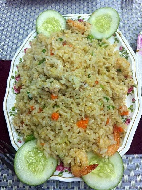 Fried rice with seafood|Lädÿ~Kikiëさん