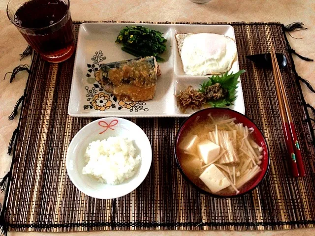 Snapdishの料理写真:朝ごはん♡鯖みそ♪|ぷわこさん