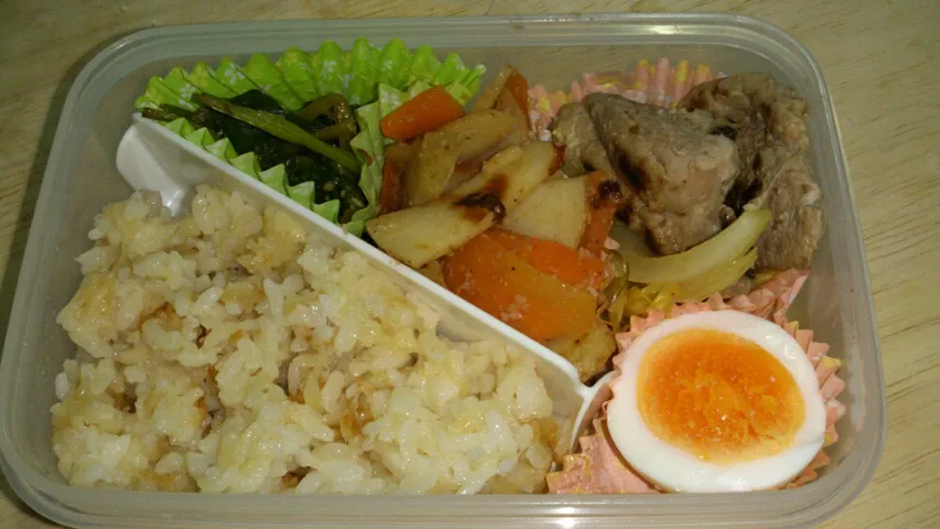 Snapdishの料理写真:旦那さん弁当|ひまわりさん