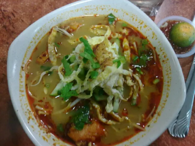 we call this laksa serawak...|Ayna chioさん