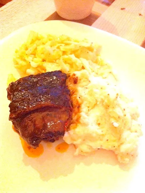 Snapdishの料理写真:BBQ Short Rib|miwa nagamitsuさん