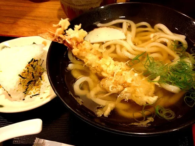 Snapdishの料理写真:日替わり定食(天ぷらうどん)|ゆみこさん