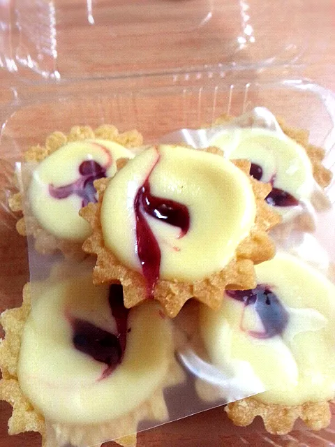 Blueberry cheese tart!|Zeeqa Ajieさん