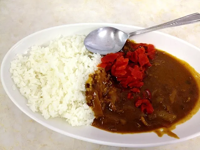 社食、290円カレー🍛|Kojiさん