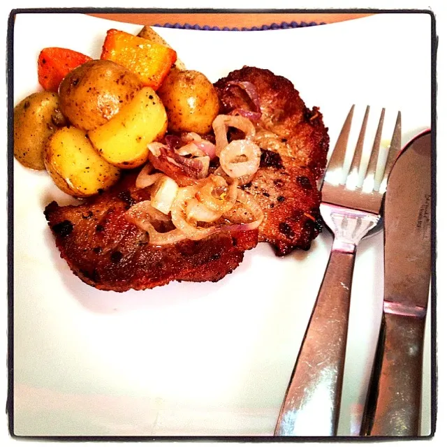 Pork Steak with buttered Potatoes, Carrots and Onions|kristina de la cruzさん