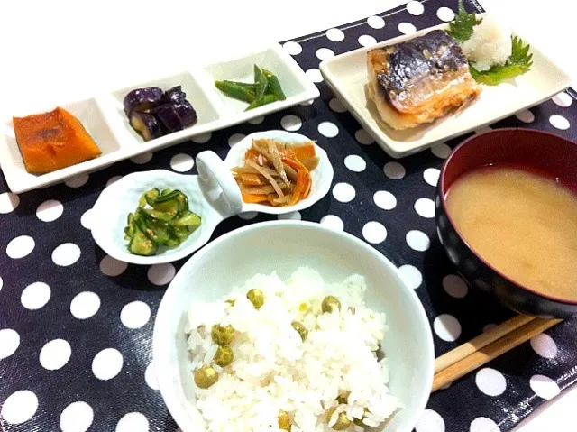 豆ご飯とこんぶ鯖|あゆみさん