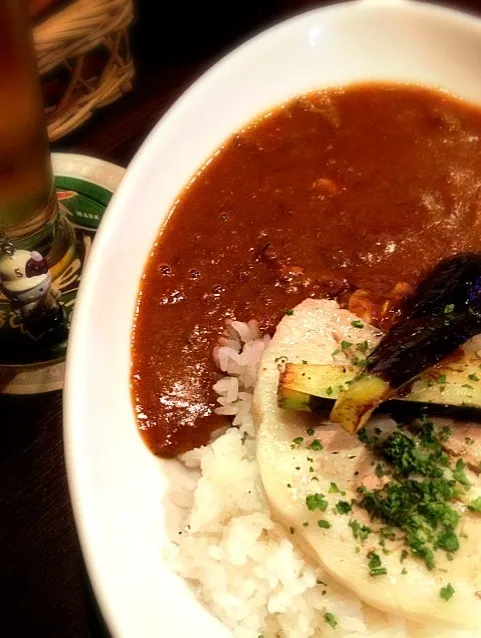 やわらか豚バラ肉と揚げナスの塩角煮カレー！これ、マジで3皿目！2013#119|大阪カレー部長さん